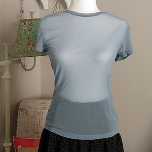 🥳CLEARANCE! $4 w/ a bundle!🥳 Sheer Form fitting blue top, Sz Sm